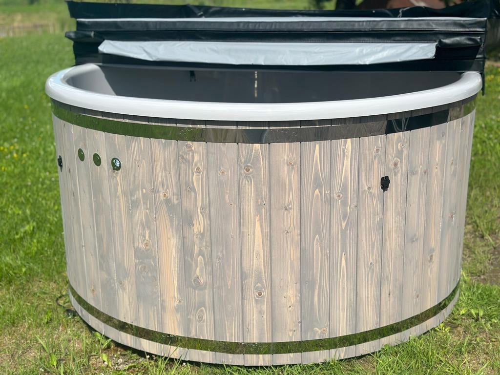 Pure Pulse Hot Tub