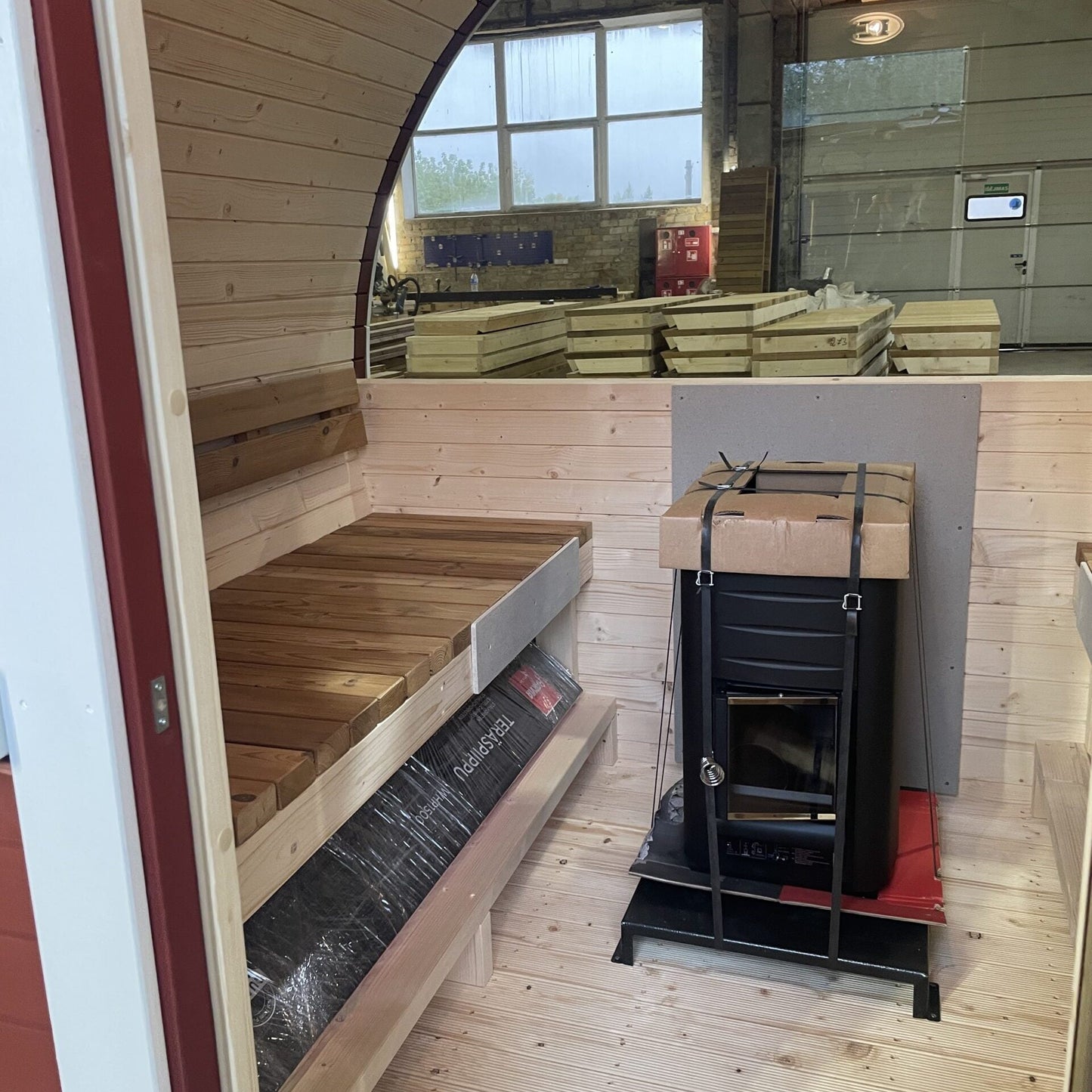 Tundra Tingle Barrel Sauna