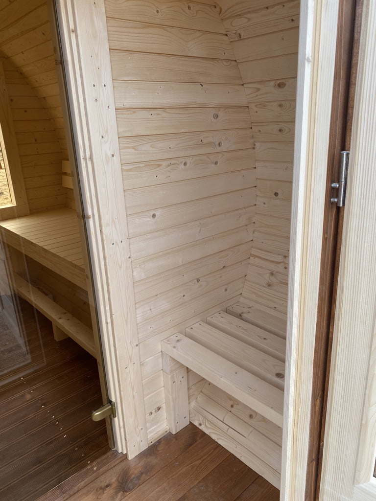 Quiet Delight Barrel Sauna