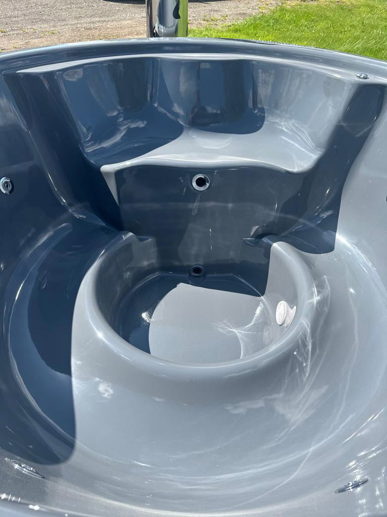 Lucid Lagoon Hot Tub
