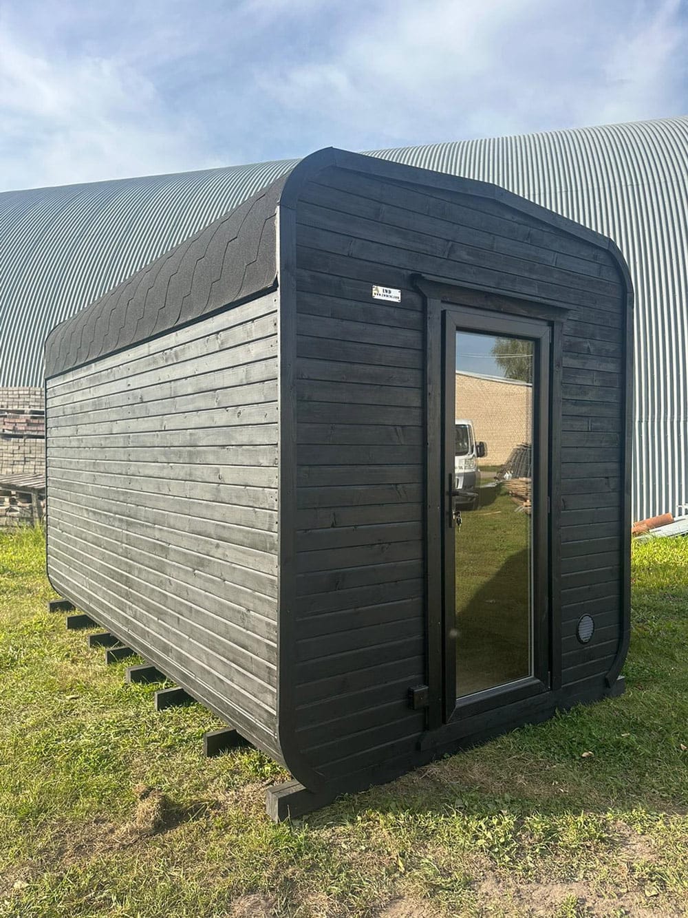 Bird Watcher Cubic Sauna