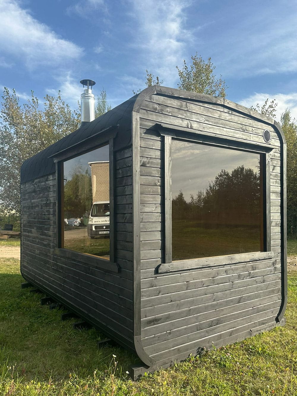 Bird Watcher Cubic Sauna