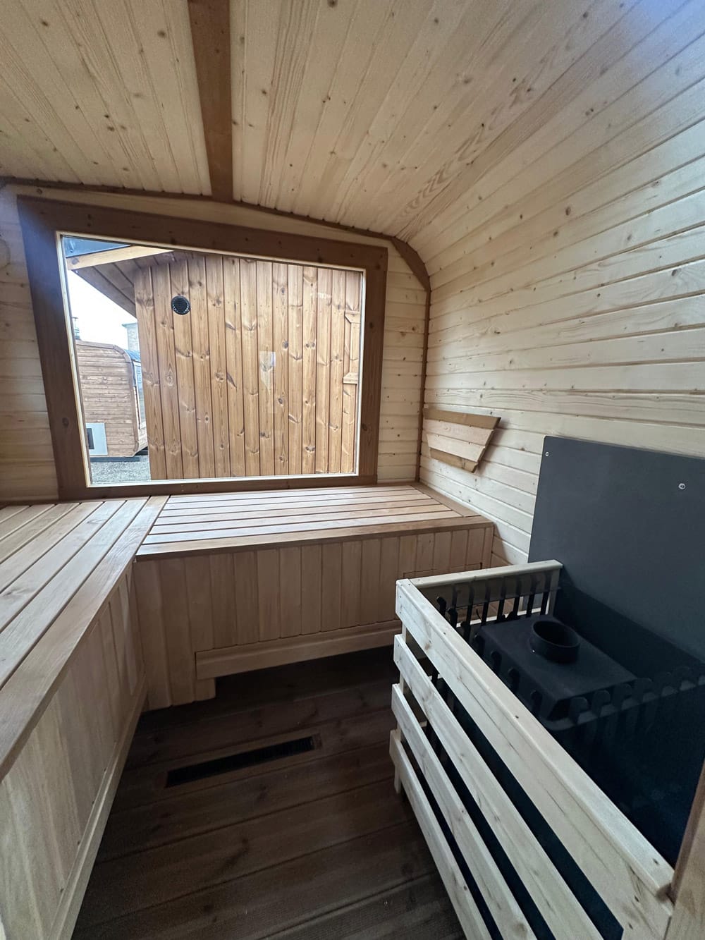 Peaceful Retreat Cubic Sauna
