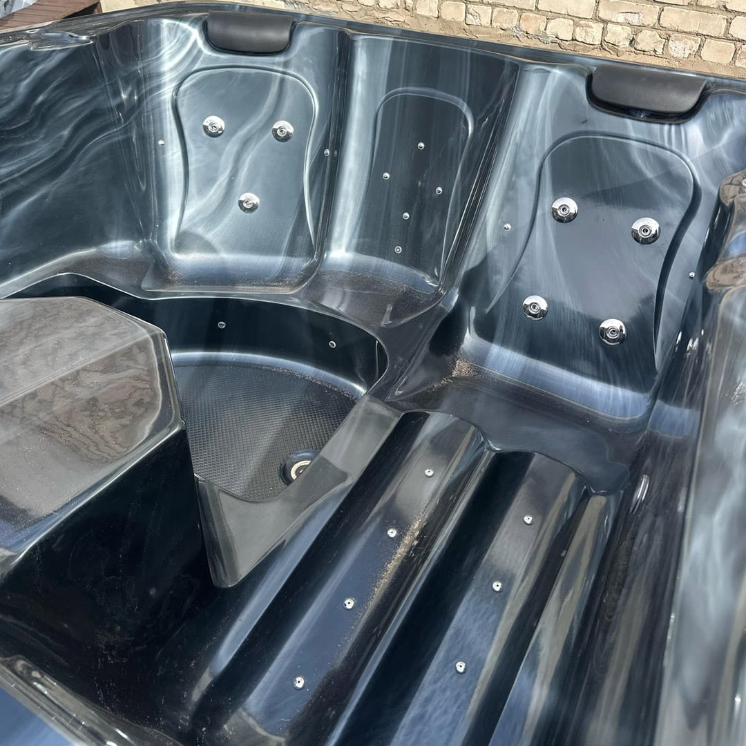 Vibrant Vapors Hot Tub