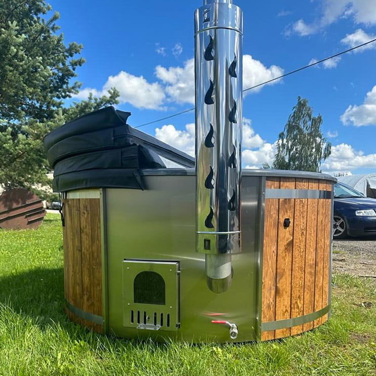 Lucid Lagoon Hot Tub