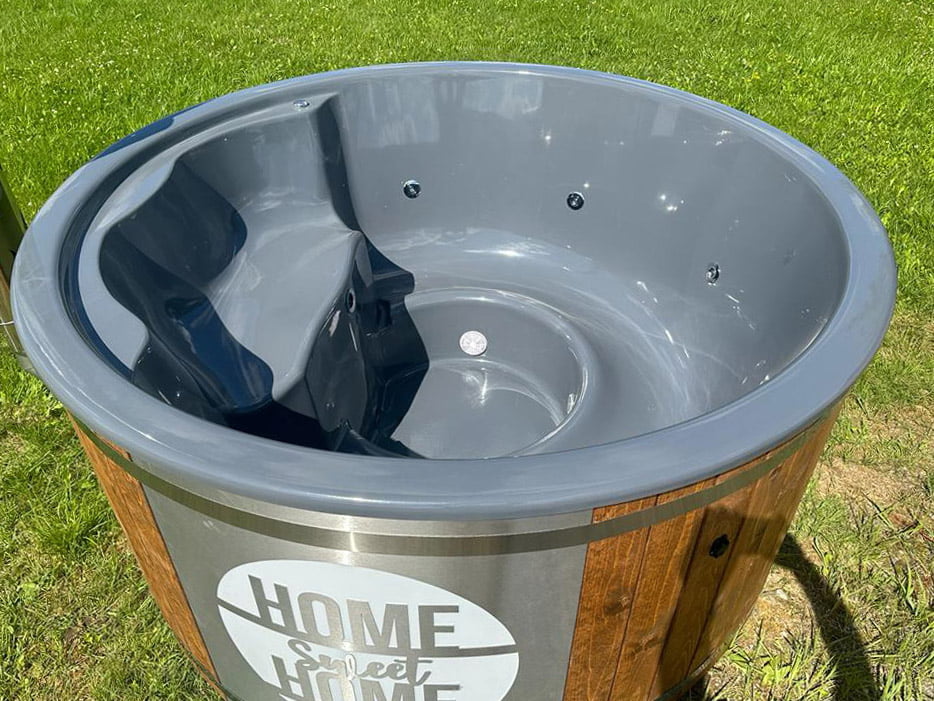 Lucid Lagoon Hot Tub