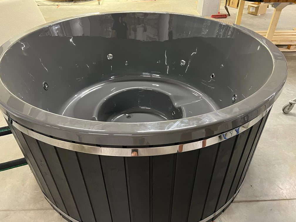 Silk Soak Hot Tub