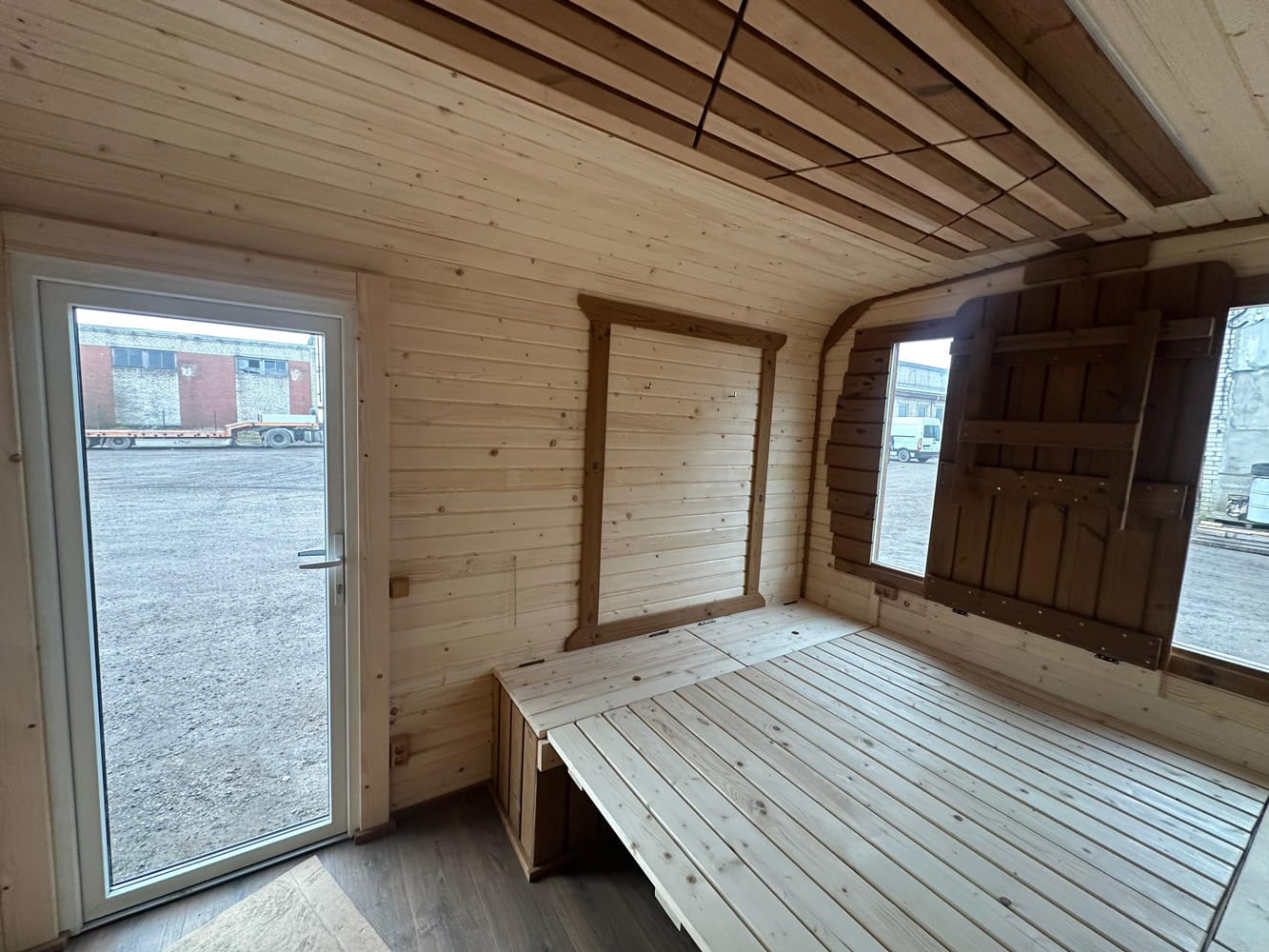 Peaceful Retreat Cubic Sauna
