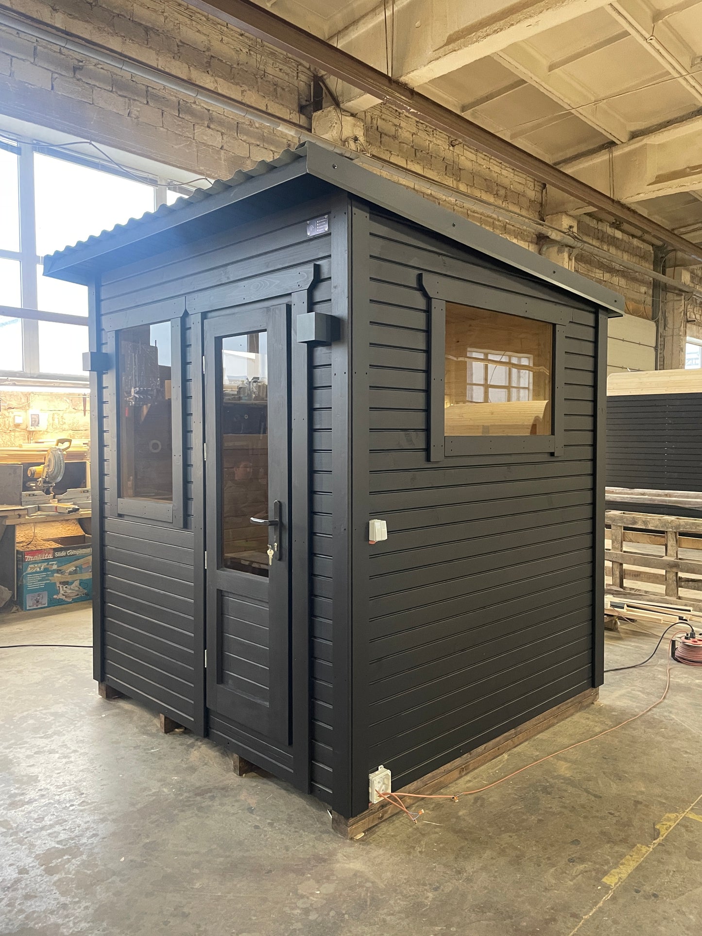 Serenity Now 2M Box Sauna