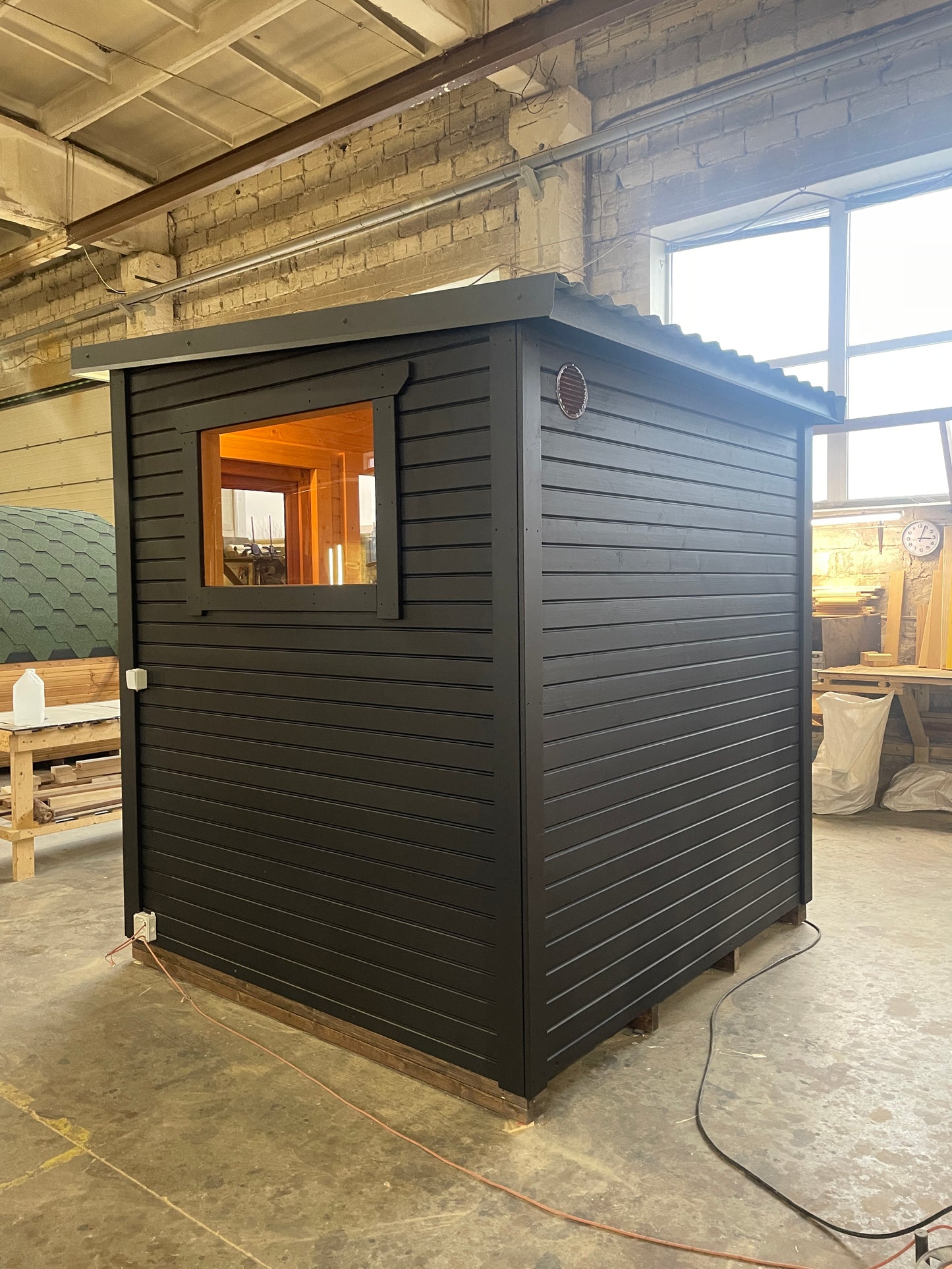 Serenity Now 2M Box Sauna