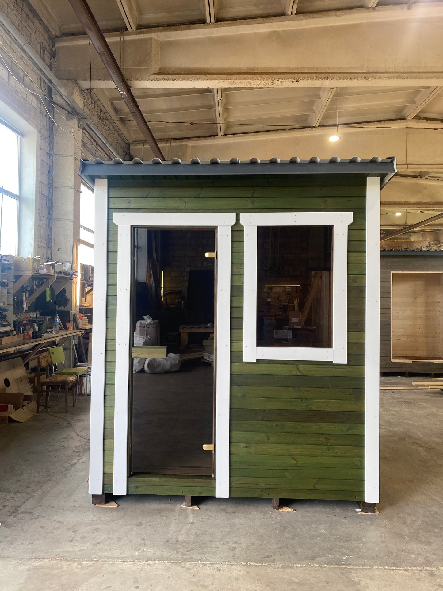 Serenity Now 2M Box Sauna